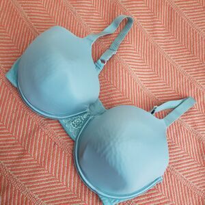 Vanity Fair Aqua Underwire Bra Sz. 36DD